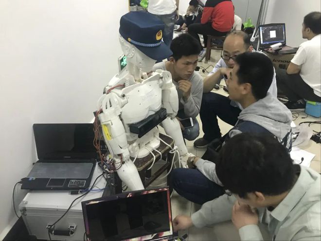 学院巡礼|智能机电科技未来——认识机械与电子信息学院(图3) 学院巡礼|智能机电科技未来——认识机械与电子信息学院(图3)
