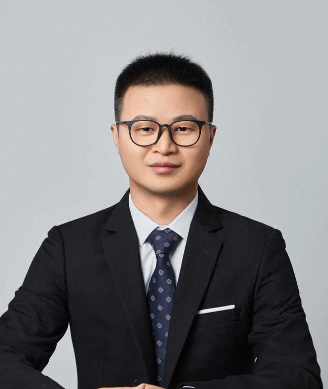 吴剑文当选武汉市高新技术产业协会新一届会长(图1) 吴剑文当选武汉市高新技术产业协会新一届会长(图1)