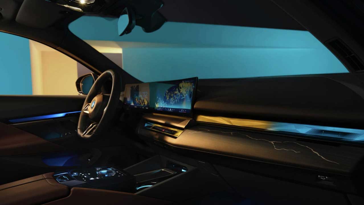 “油电双开” 开启BMW 5系“智能豪华”新起点(图4) “油电双开” 开启BMW 5系“智能豪华”新起点(图4)